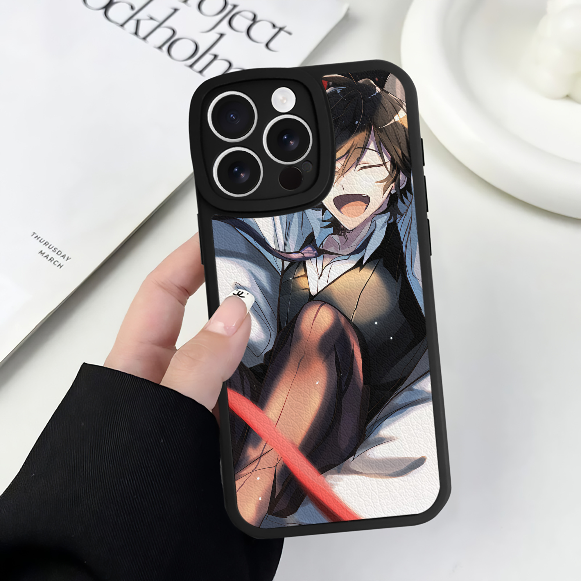（画像用） 文豪ストレイドッグス Bungo Stray Dogs 【iPhone 16シリーズ対応】シリコンスマホケース（レザー調） 材質：シリコン